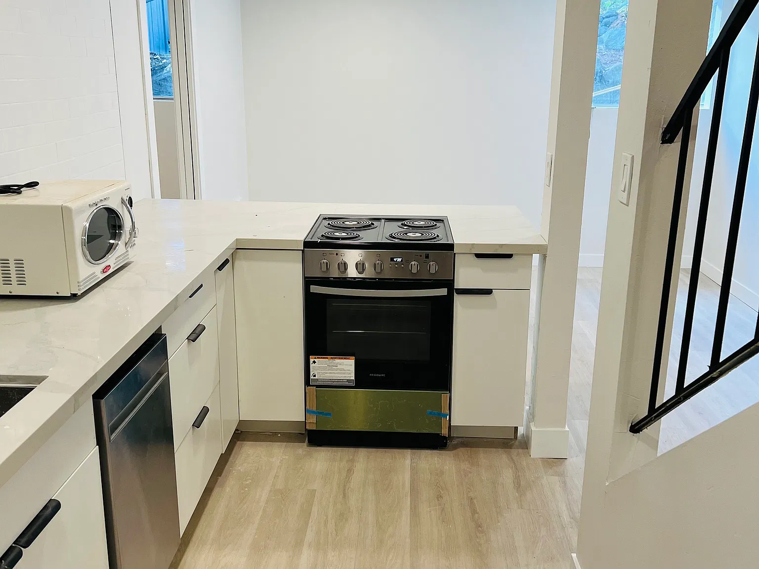 1 bed, 550 sqft, $1,650 — Photo 3