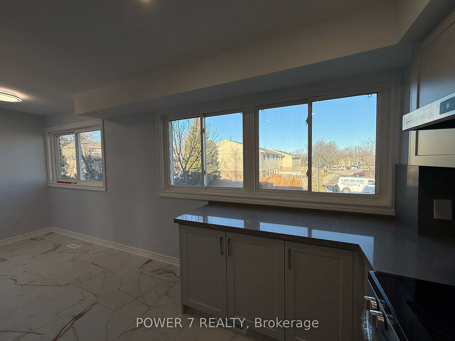 3 bed, $3,200 — Photo 4