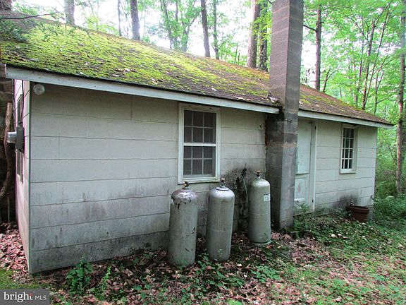 4th image of 1765 Bear Meadows Rd