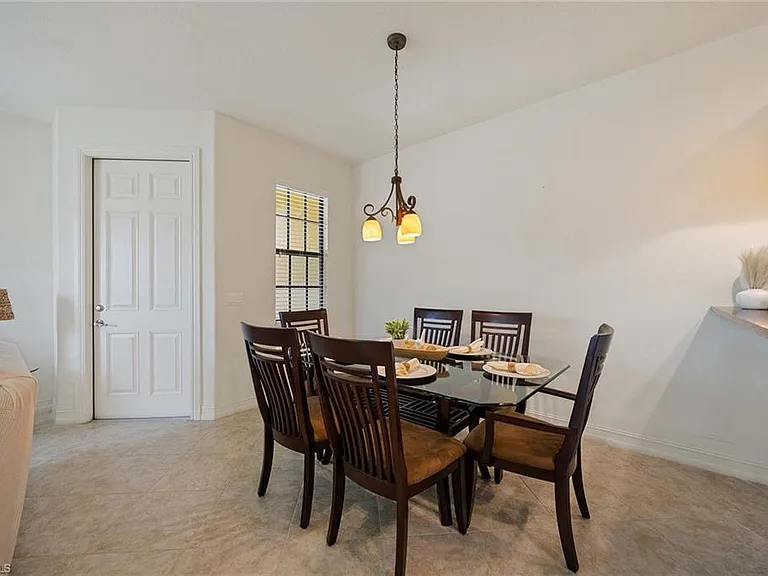 9134 Chula Vista St #125 — Photo 4