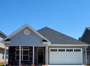 102 Fairway Oaks Dr, Perry, GA 31069
