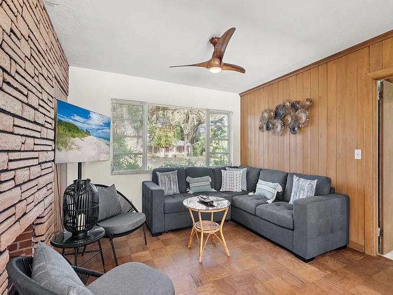 530 Cypress Rd — Photo 9