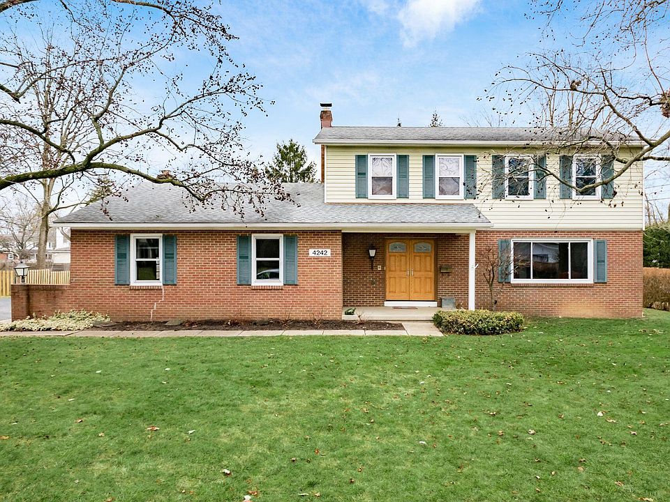 1st image of 4242 Lyon Dr