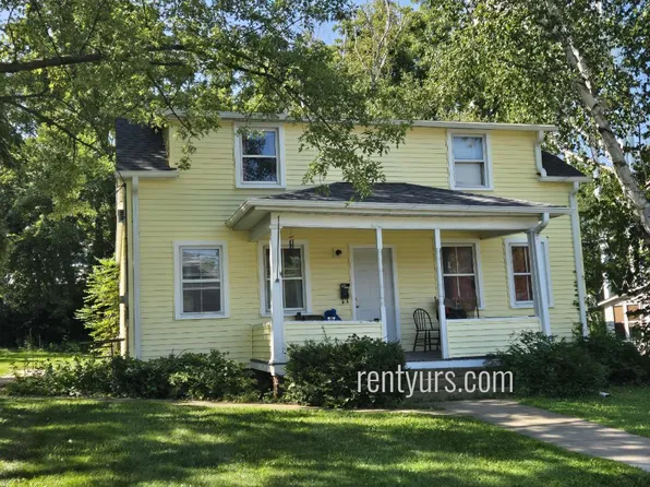 345 W Cedar St, Platteville, WI 53818