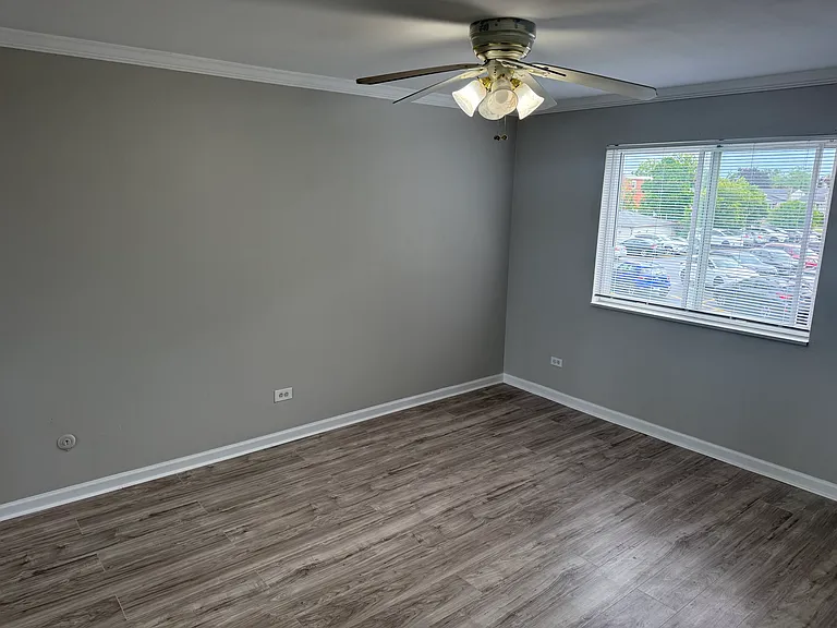 910 Beau Dr #202 — Photo 6
