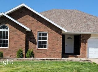 607 Chandler Dr, Willard, MO 65781