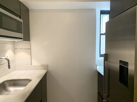 Rented by Stonehenge NYC LLC | media 4