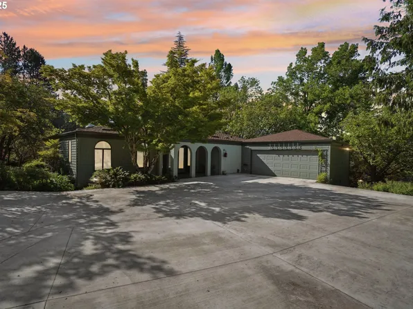 4043 SW Westdale Dr, Portland, OR 97221