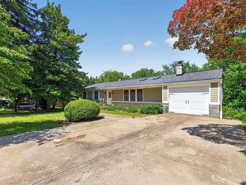 23017 Timber Creek Ln