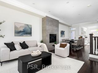 38 Wyndham St, Toronto, ON M6K1R7