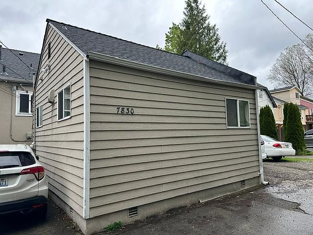 1st image of 7830 Lake City Way NE APT C