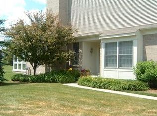 1655 Maple Creek Ct #1, Rochester, MI 48306