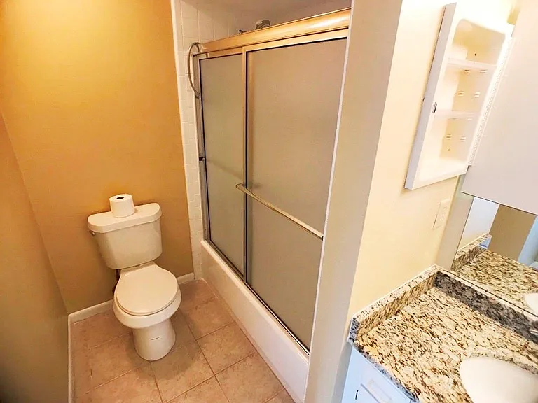 693 Serramonte Dr — Photo 10