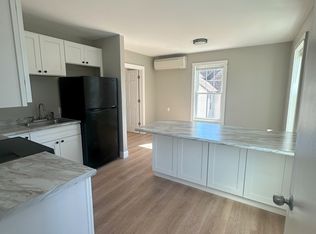 288 Main St APT 2A, Oxford, MA 01540