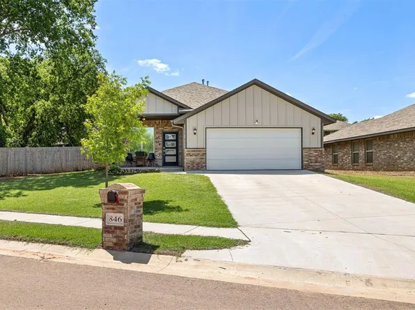 846 Twin Lakes Dr, Noble, OK 73068