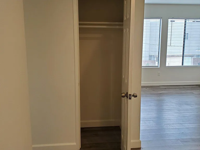 12750 Vanowen St #4 — Photo 17