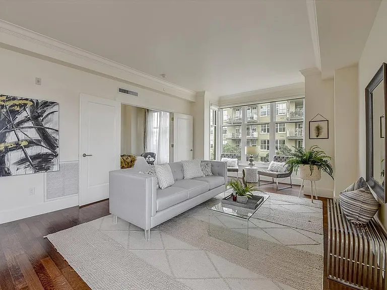1645 Pacific Ave #5D — Photo 4