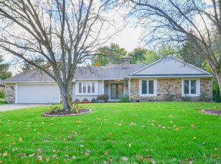 4353 W Hunters Ridge Ln, Greenwood, IN 46143