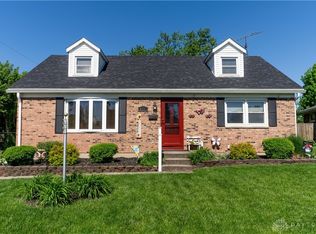 4255 Camelot Dr, Springfield, OH 45503