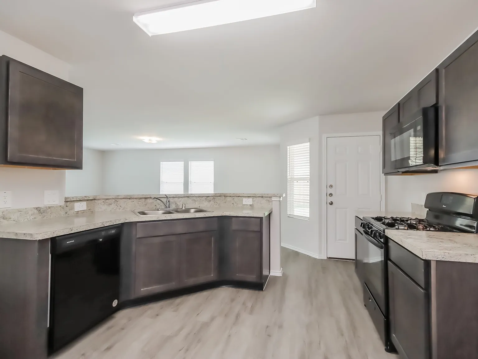 Cypresswood Landing — Photo 2