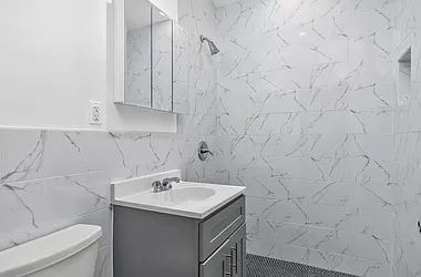 Rented by Imperial Property Advisers