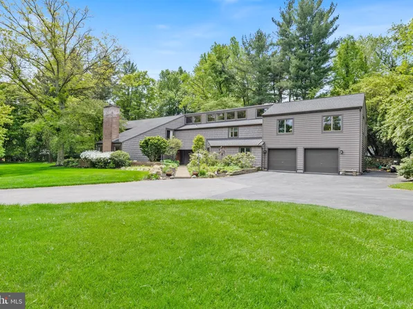 1319 E Township Line Rd, Ambler, PA 19002