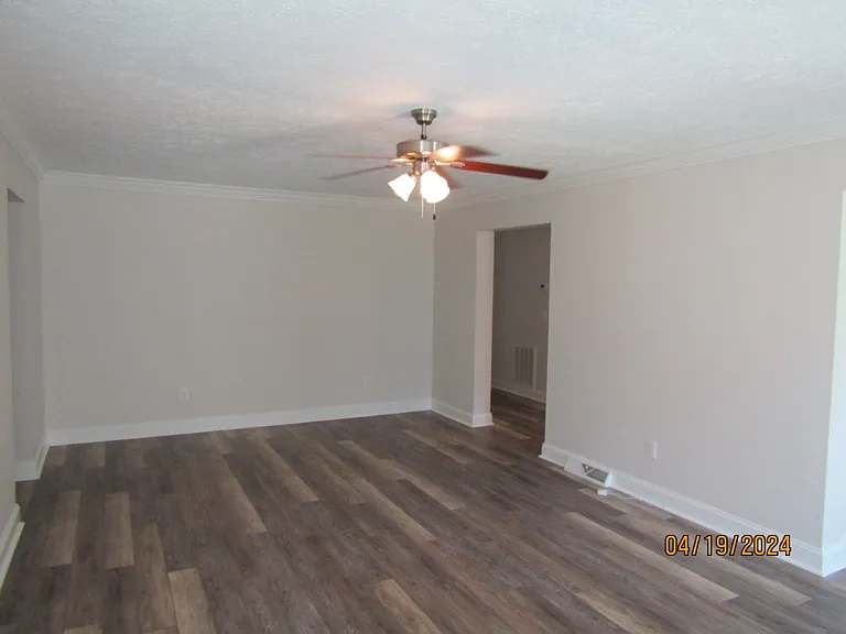 2130-HWY 111th — Photo 8