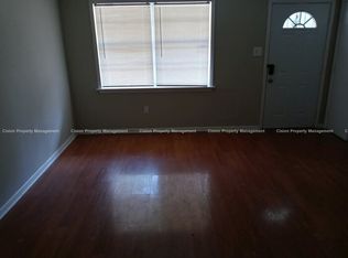 1009 Woodville Dr, Jackson, MS 39212