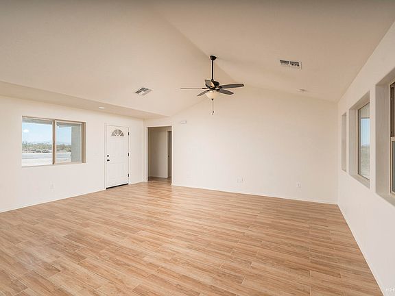 5th image of 22918 W WHITE PINE Drive