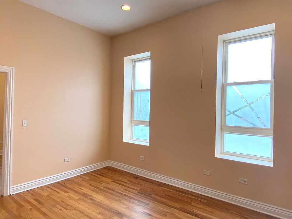 1st image of 2649 W North Ave APT 2R