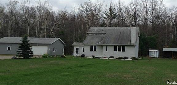 2nd image of 3957 Kim Ct