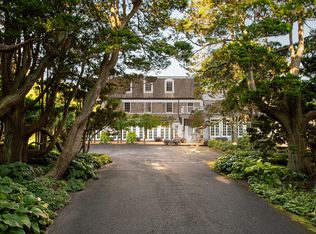 50 Gin Ln, Southampton, NY 11968