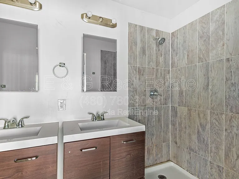 505 N 16th Ave — Photo 9
