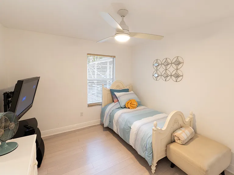 4285 Litteral Ln — Photo 22