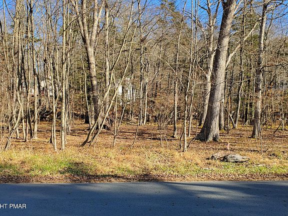 5th image of 713 Decker Rd