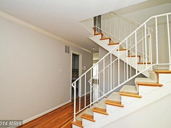 3rd image of 6612 Midhill Pl