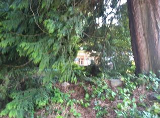 9811 15th Ave NE, Seattle, WA 98115