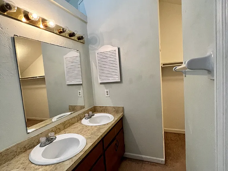 2321 Merrigan Pl — Photo 9