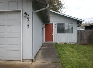 3212 S E Ct, Springfield, OR 97478