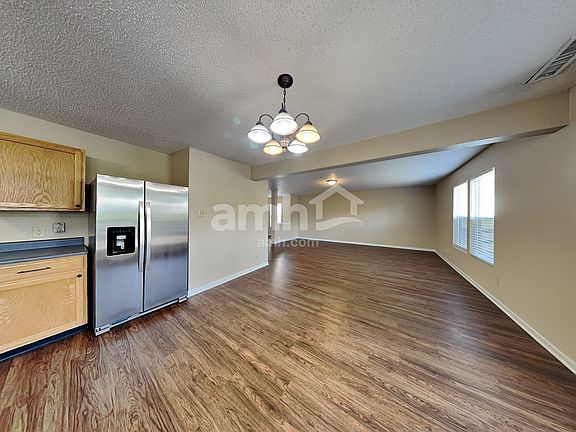 5th image of 10352 Fairmont Ln