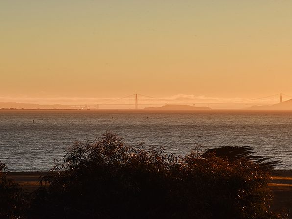 Bayview Apartments | 6701 Shellmound St, Emeryville, CA