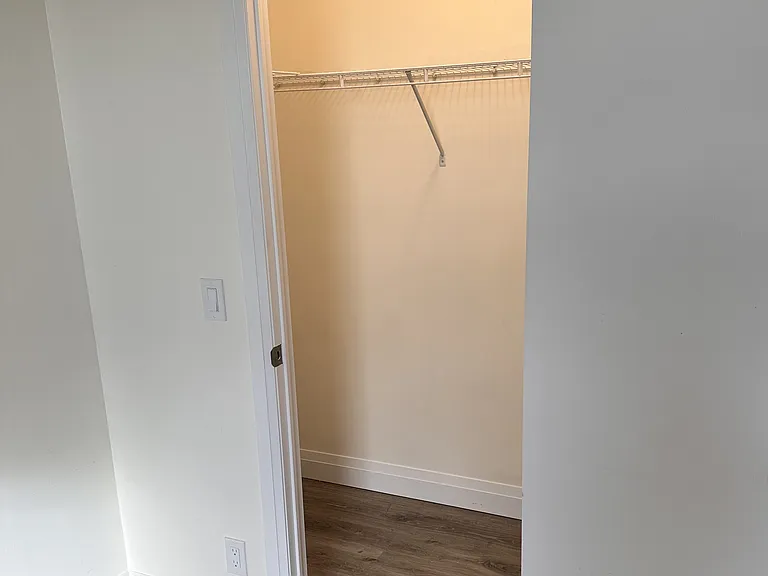 104 Garment St #408 — Photo 15
