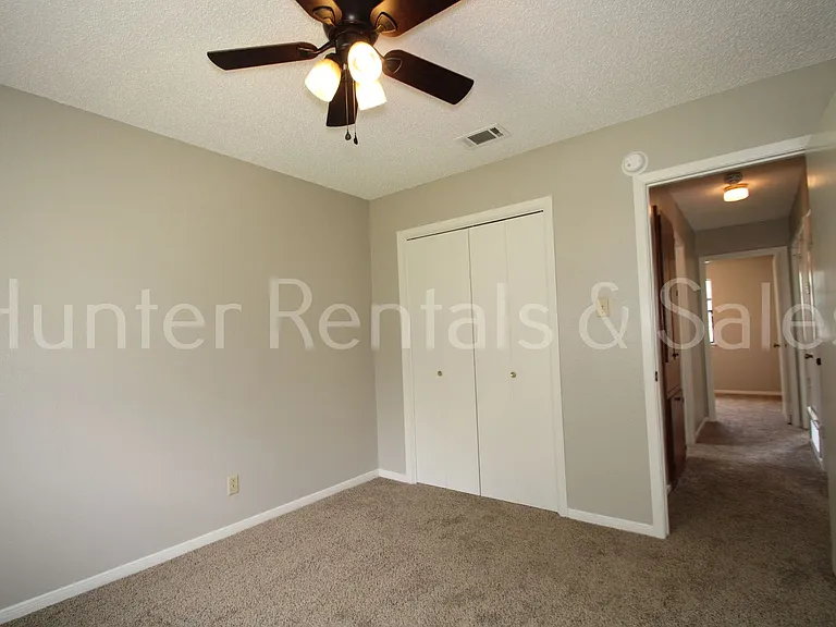 3801 Madison Dr — Photo 17