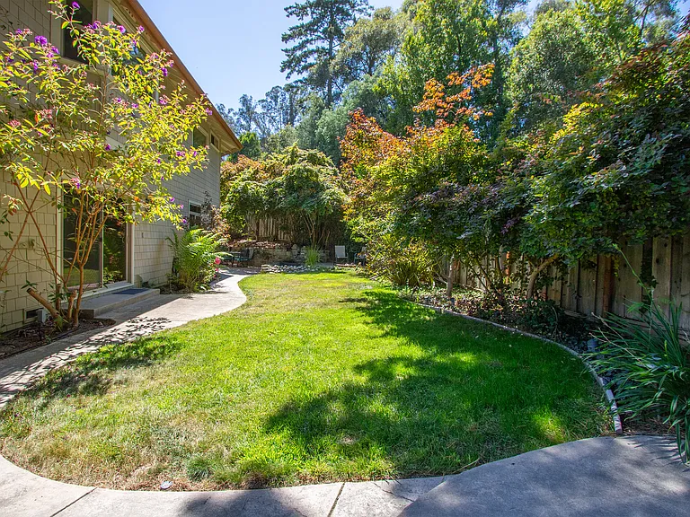 120 Misty Ct — Photo 41