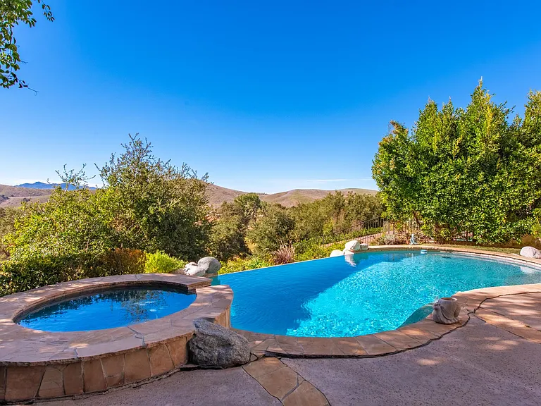4670 Pine Valley Pl — Photo 34