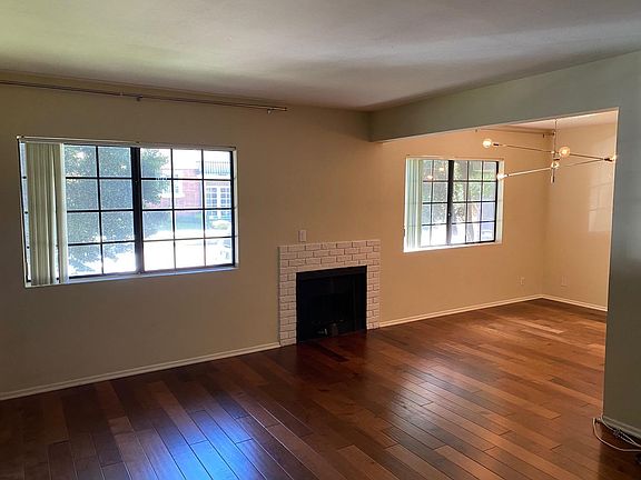 3rd image of 10479 Riverside Dr #10479