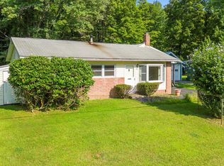20 Overlook Dr, Woodstock, NY 12498
