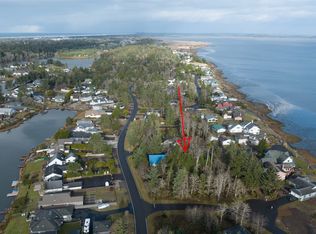305 Captain Gray Ct SE, Ocean Shores, WA