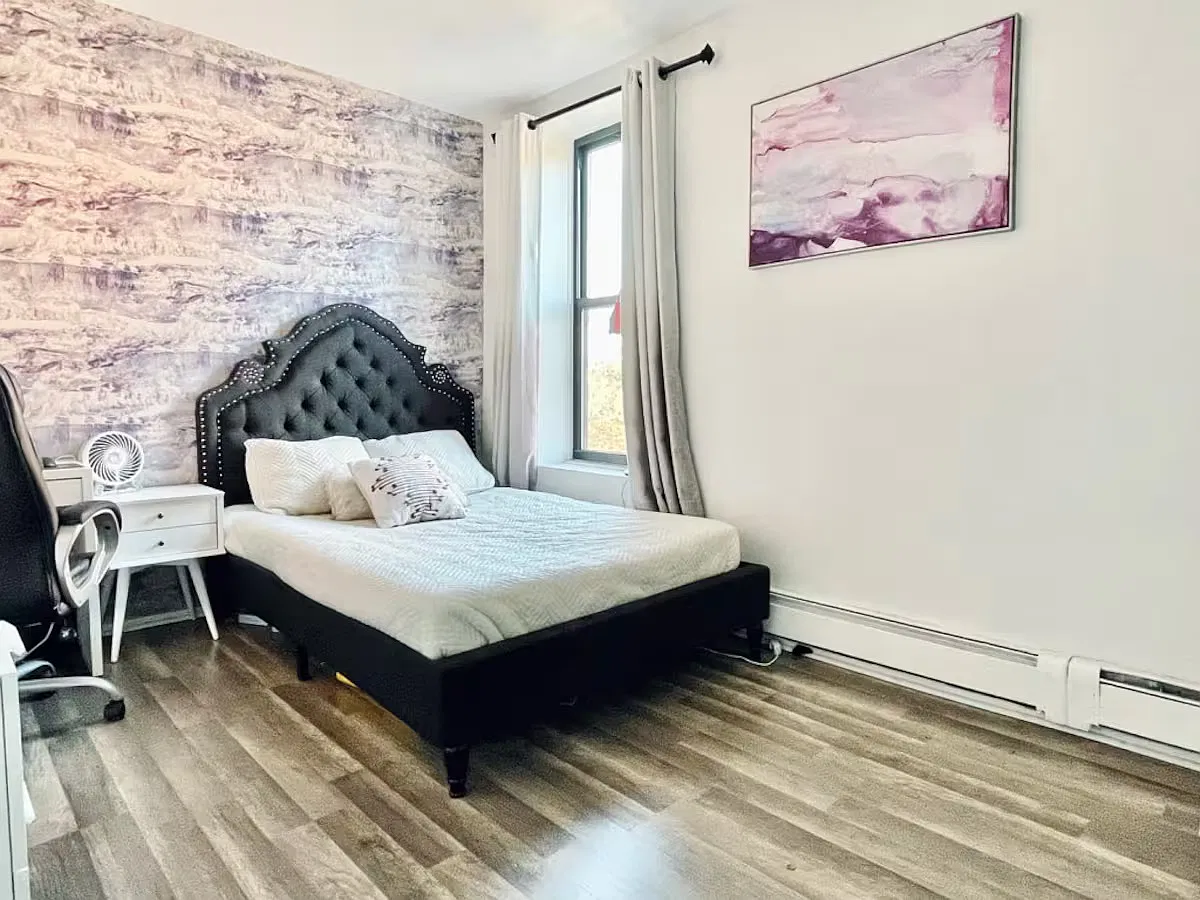 4 bed, 4.0 bath, $1,190 — Photo 1