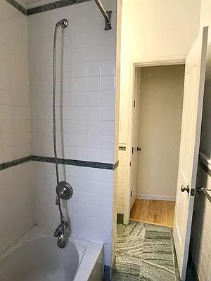 Rented by BRICK & GALO REALTY CORP | media 20